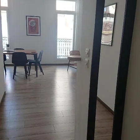 L'amaryllis, Beau T4 Contemporain Et Lumineux En Centre 3 Etoiles *